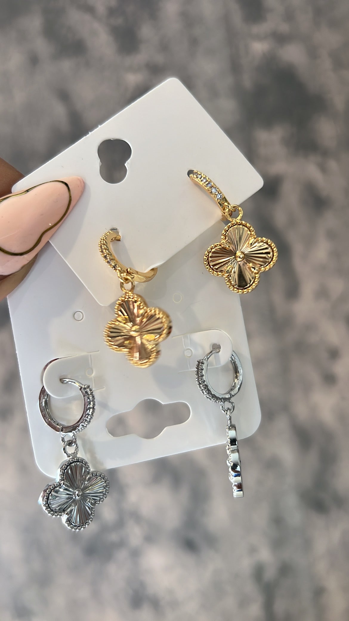 Alysssh gold laminated earrings