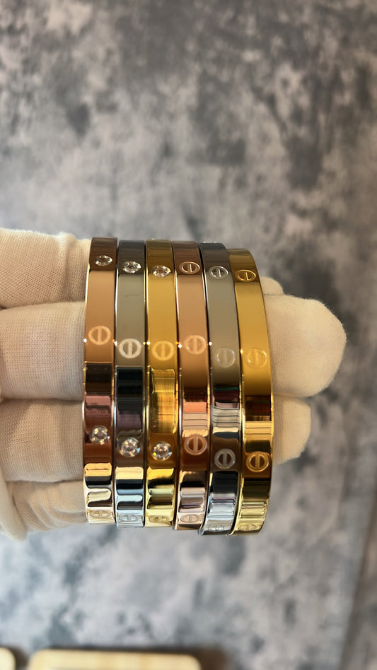 Cart bangle stainless steel