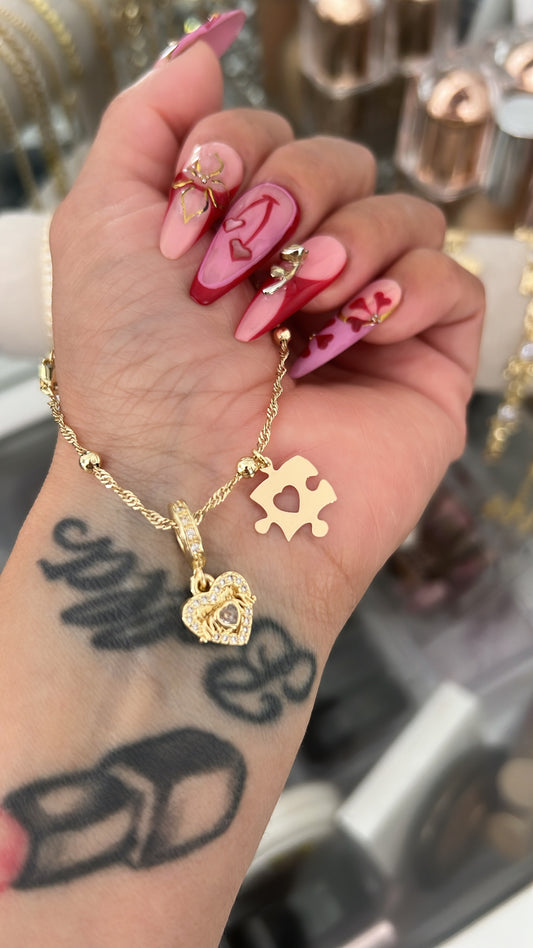Autism mom heart gold laminated bracelet