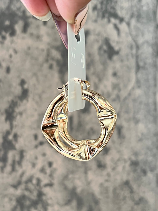 Anita gold laminated hoops
