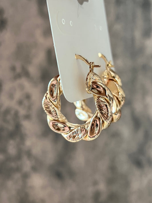 Twisted gold laminated hoops