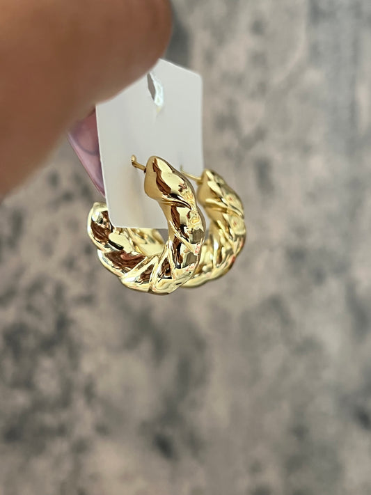 Twisted small hoops gold laminated