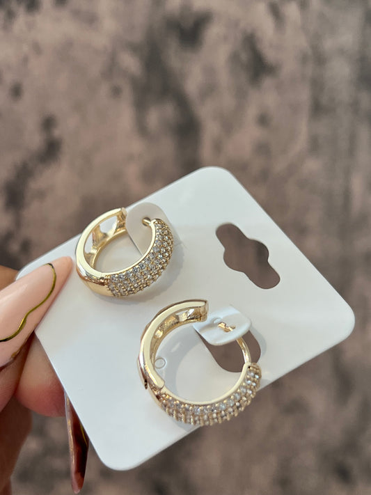 Briza gold laminated hoops
