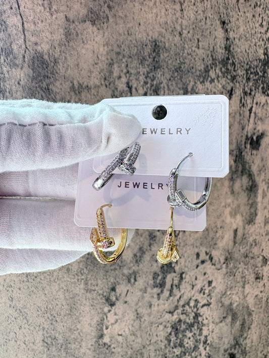 Cart gold laminated hoops earrings