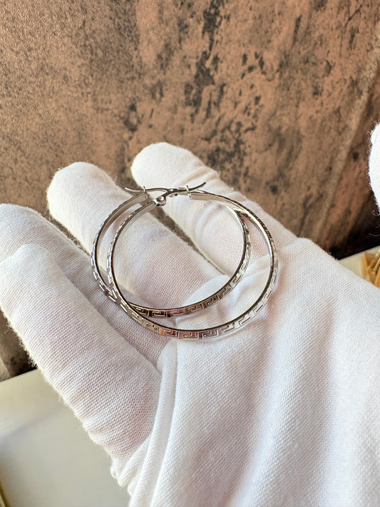 Silver laminated versa hoops