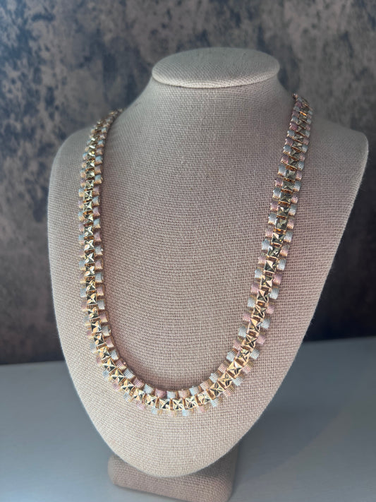 Alondra tri color gold laminated necklace