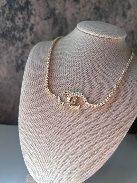 Tennis C C gold laminated necklace