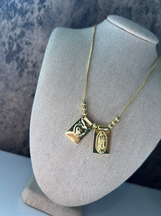 Escapulario gold laminated necklace